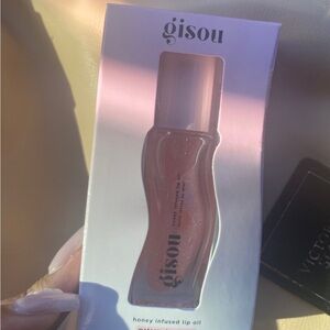 Gisou Pink Lip Gloss Makeup